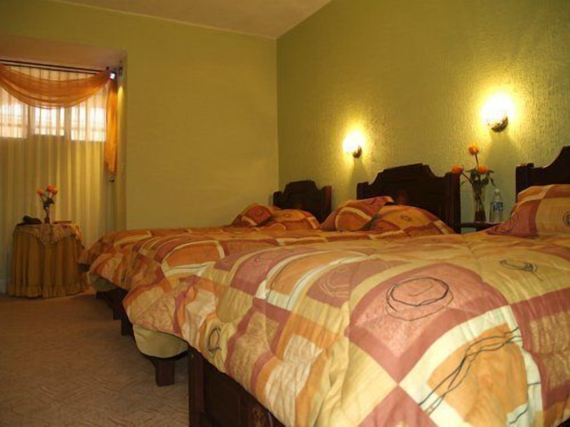 Hotel Catedral Quito Dış mekan fotoğraf