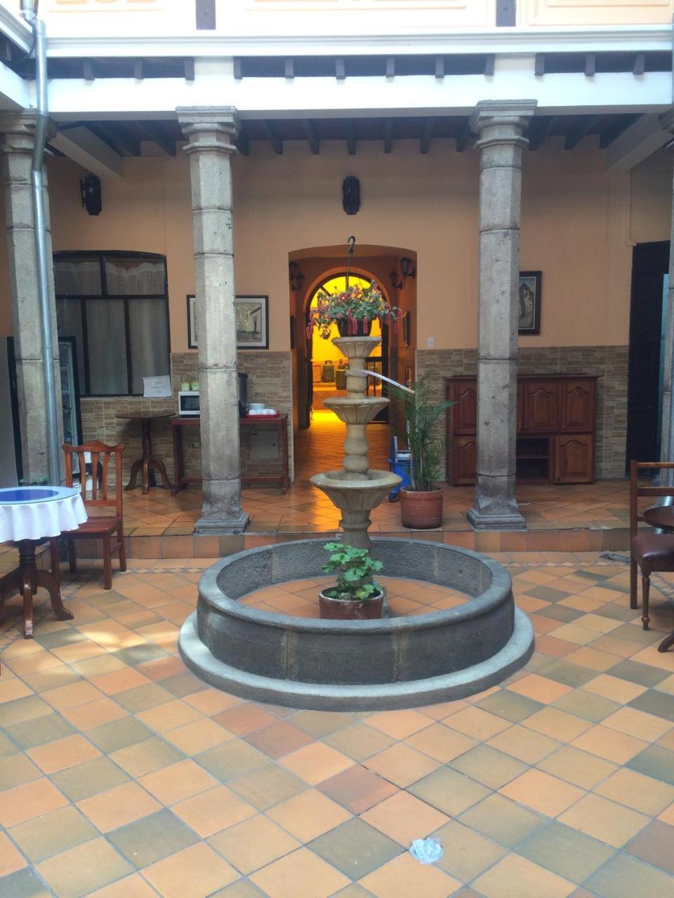 Hotel Catedral Quito Dış mekan fotoğraf